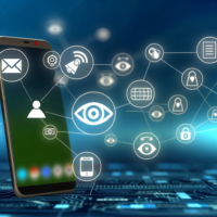 Texto alternativo para la imagen: "Logo de Signal criticando las prácticas de WhatsApp sobre publicidad de vigilancia, resaltando la importancia de la privacidad en la mensajería instantánea."